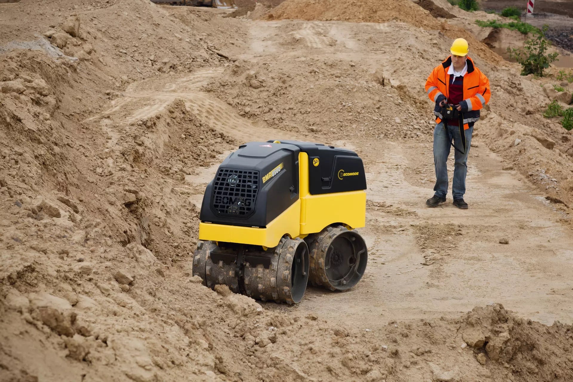 Bomag BMP 8500 compactor